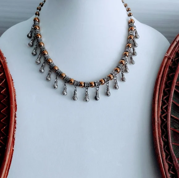 Ladies Handmade Necklace with a Fancy Magnetic Clasps - Picture 4 of 5